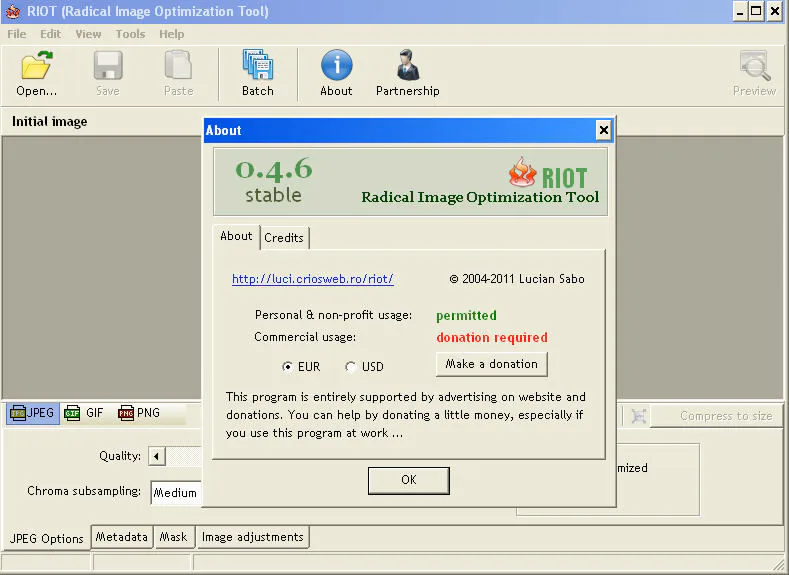 RIOT 0.4.6 About dialog over the classic dual-pane optimizer
